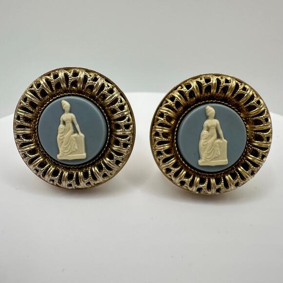 Shields vintage gold tone blue resin Greek goddess cameos cufflinks cuff links - Picture 2 of 7